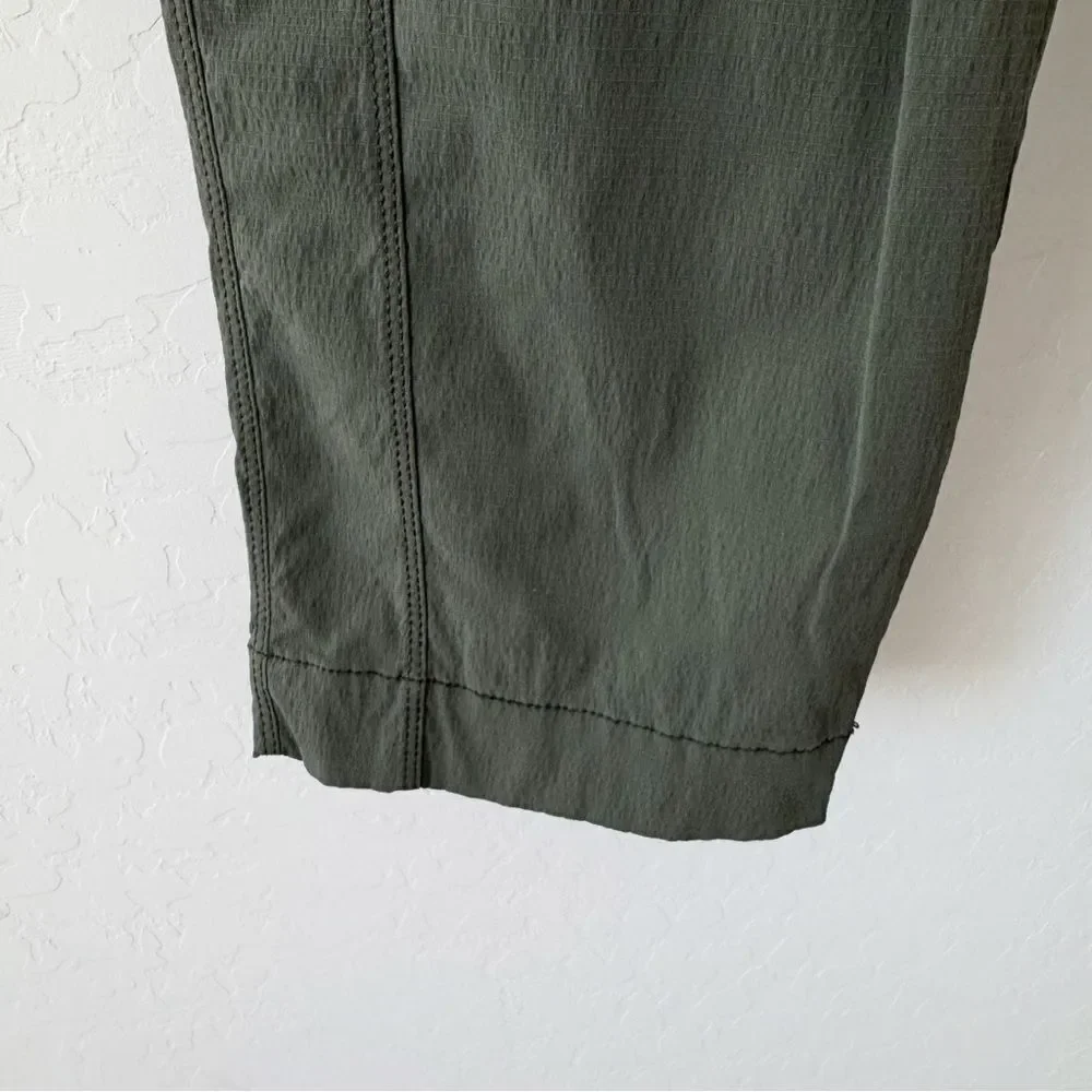 Athleta Trekkie Cropped Pants in Green 778166 Size 10 Tall